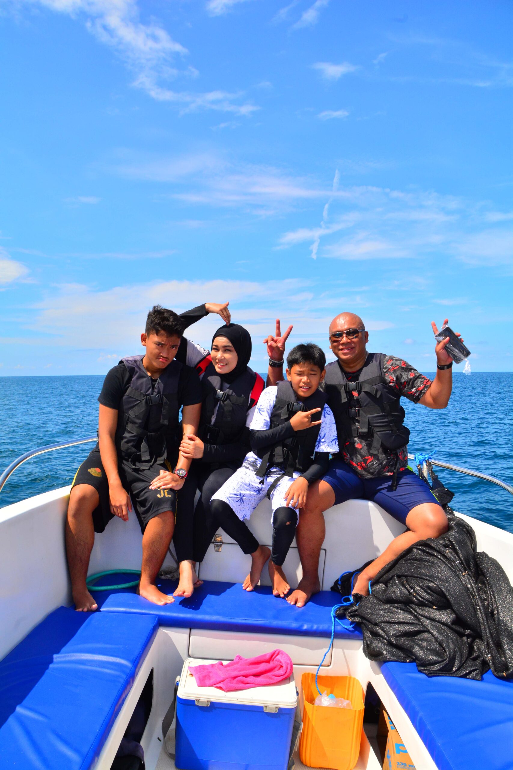 segarawatersportsbali.com